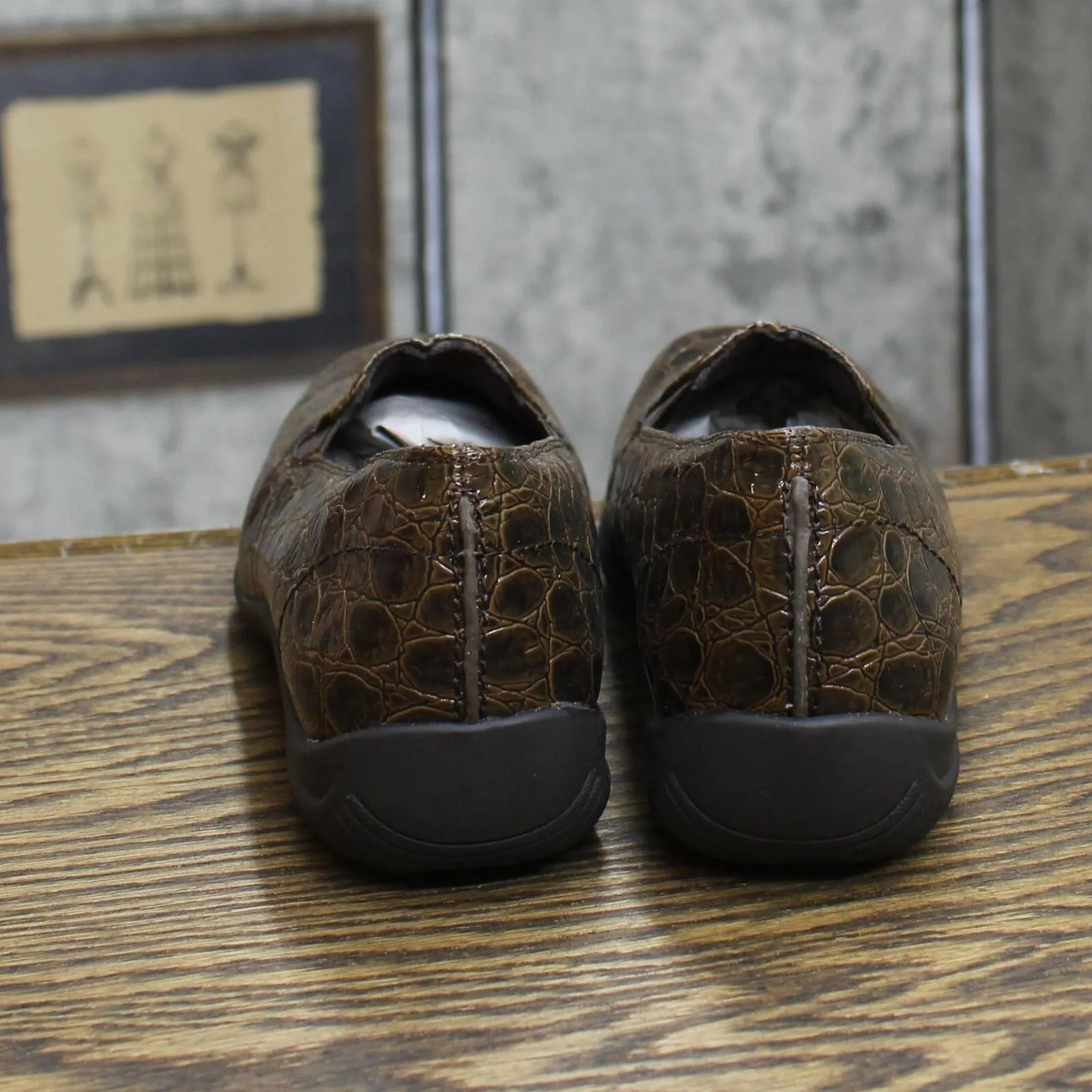 Easy Street Womens Purpose Slip On Shoes PURPOSE Brown Patent Croco 8.5M
