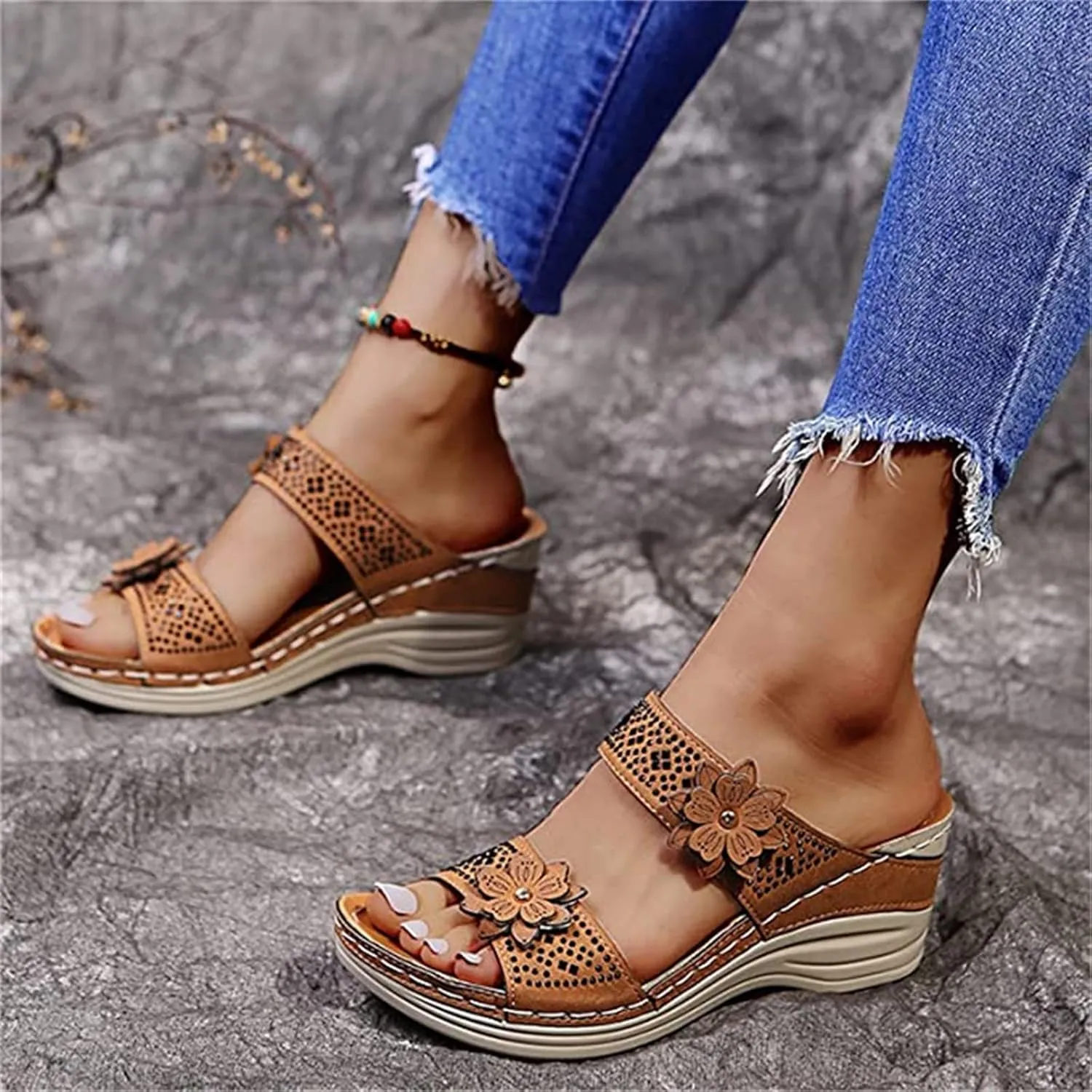 Lausiuoe Beach Sandals For Women Arch Support Orthopedic Flip Flops Low Wedge Sandals Comfortable Hiking Walking Sandals
