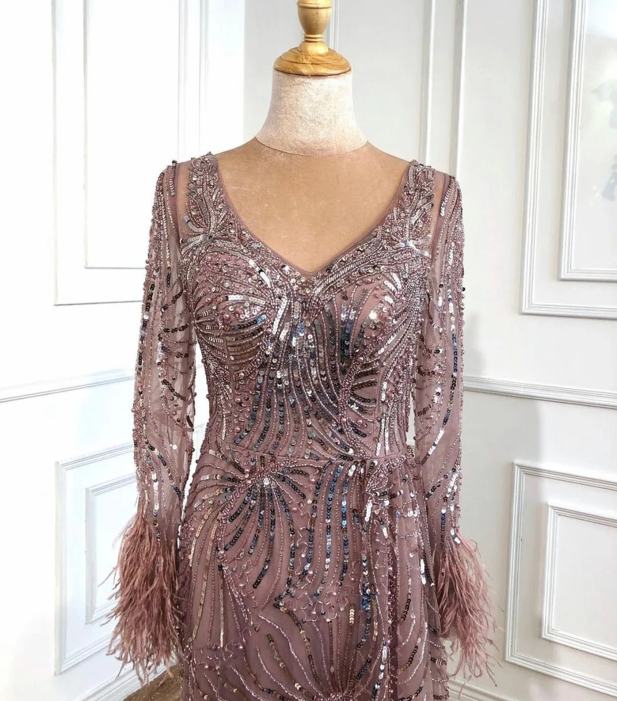 Manha Sequined Long Sleeves Evening Dress