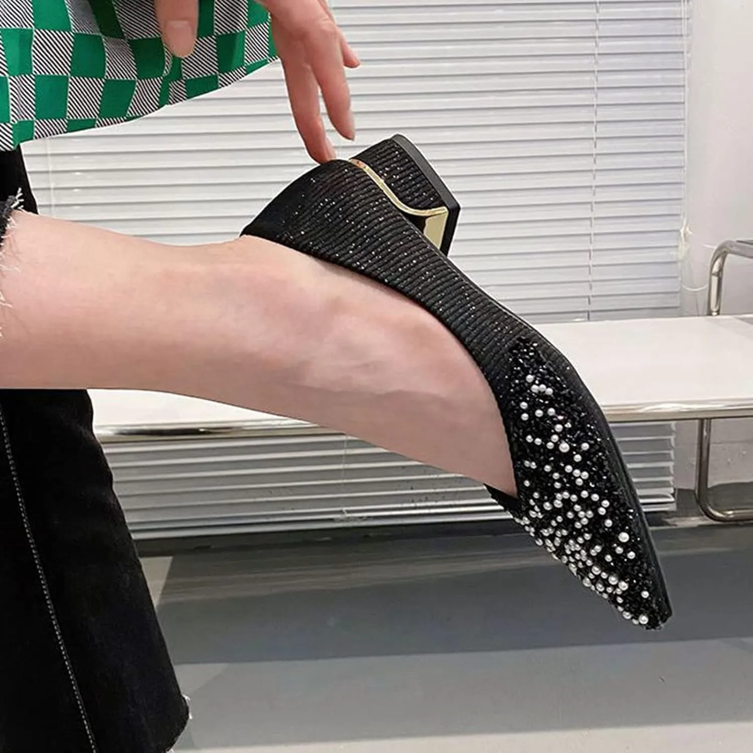 Women Elegant Pointed Toe Slip-on Pumps Glitter Rhinestone Comfortable Low Heel Wedding Dress Shoes